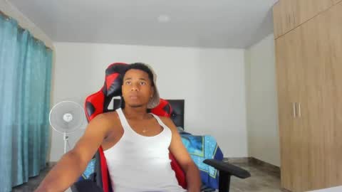 juniorhot07 online show from September 16, 9:38 pm