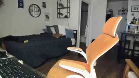 Junior Madison online show from February 24, 3:37 am