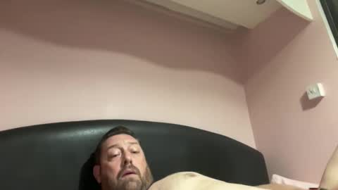 Snapshot of junky345 chatting on November 20, 1:50 am Junky online show from November 20, 1:50 am