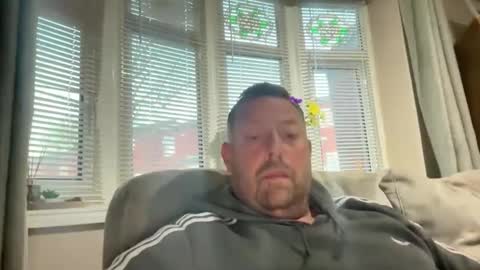 Junky online show from April 18, 5:11 am