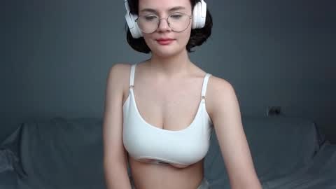 Snapshot of junnewers chatting on January 21, 9:36 pm JunneWers online show from January 21, 9:36 pm