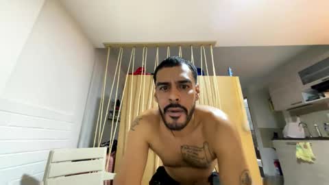 Snapshot of juntos751539 chatting on September 23, 5:10 am juntos751539 online show from September 23, 5:10 am