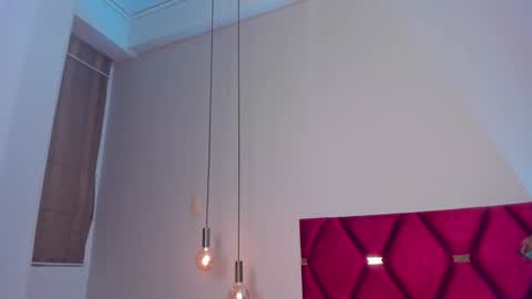 Jupiter Fox online show from February 7, 12:31 am