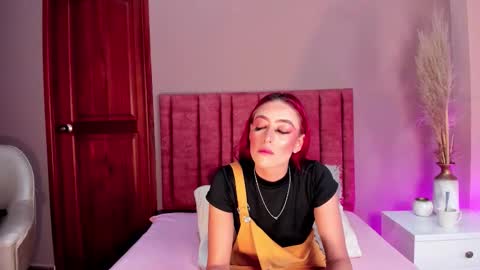 Jupiter Fox online show from December 23, 12:30 am