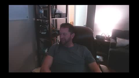 Snapshot of jusbeaz8722 chatting on December 31, 3:53 pm JustnSide Unexxst online show from December 31, 3:53 pm