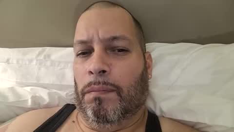 Snapshot of just2much4uboo1 chatting on December 12, 3:10 am Just2much4uboo1 online show from December 12, 3:10 am