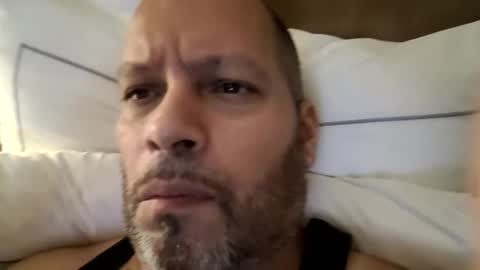 Snapshot of just2much4uboo1 chatting on December 26, 3:38 am Just2much4uboo1 online show from December 26, 3:38 am