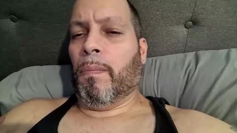 Snapshot of just2much4uboo1 chatting on December 31, 7:18 pm Just2much4uboo1 online show from December 31, 7:18 pm