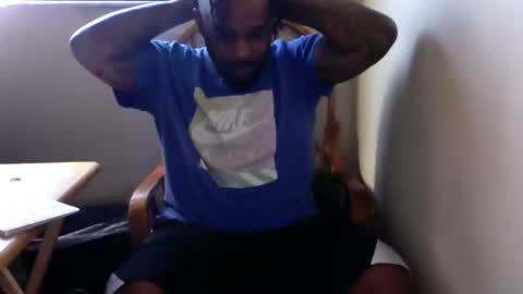 Snapshot of just2real chatting on February 22, 5:13 pm Real online show from February 22, 5:13 pm