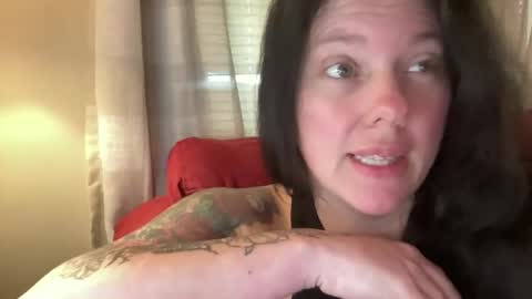 Flirty influncer online show from December 22, 1:19 pm