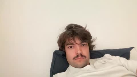 just_a_guy_with_a_big_cock online show from October 12, 1:21 pm