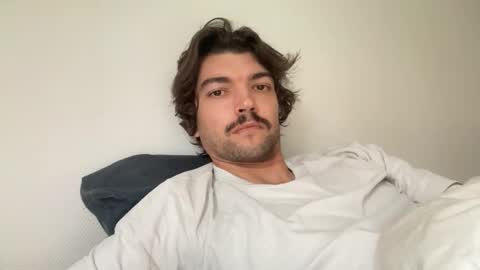 just_a_guy_with_a_big_cock online show from November 16, 2:33 pm