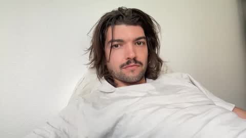 just_a_guy_with_a_big_cock online show from June 8, 8:48 am