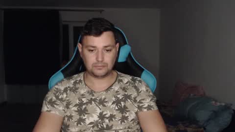 Alex online show from December 20, 5:40 pm