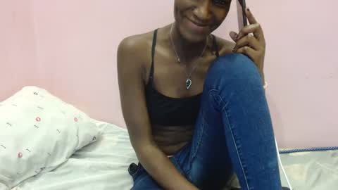 Snapshot of just_ebonee chatting on February 23, 4:26 pm just ebonee online show from February 23, 4:26 pm