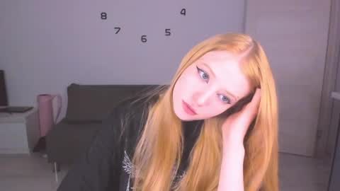 Snapshot of just_jessy_meow chatting on May 14, 8:15 pm JESSY online show from May 14, 8:15 pm