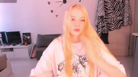 JESSY online show from July 8, 4:50 am