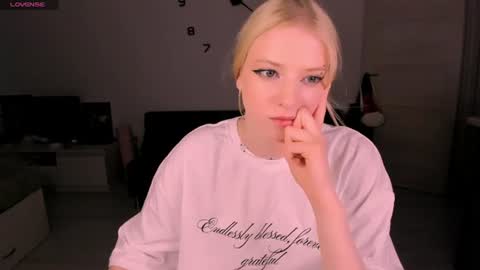JESSY online show from August 2, 6:50 pm