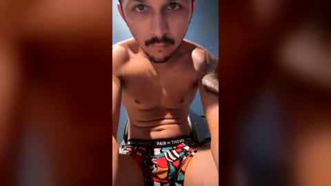justadaddyboy online show from June 18, 3:29 am