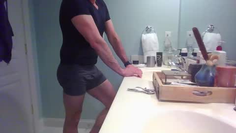 Snapshot of justanotherdadbod2025 chatting on February 23, 4:10 am justanotherdadbod2025 online show from February 23, 4:10 am