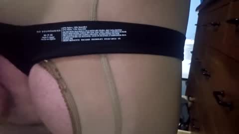 Tohiptwoquit online show from October 19, 5:30 am