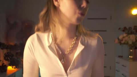 Snapshot of justbarbie chatting on May 18, 3:18 pm Alexa online show from May 18, 3:18 pm