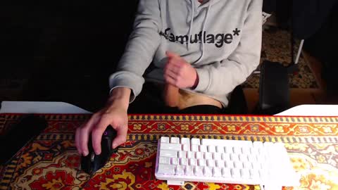 justchillinxo online show from December 16, 9:20 pm