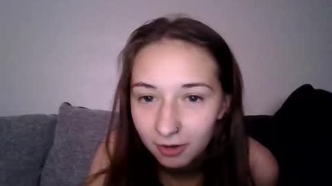 Snapshot of justdoingmything893 chatting on November 11, 7:08 am justdoingmything893 online show from November 11, 7:08 am