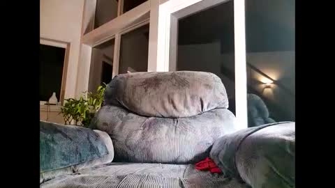 Gil indpendant model exhibitionnist online show from September 24, 2:15 am