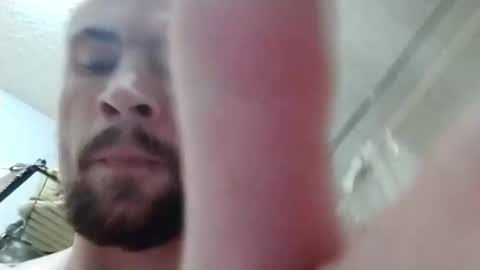 Snapshot of justforyoummm chatting on February 6, 1:36 pm justforyoummm online show from February 6, 1:36 pm