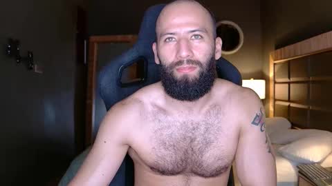 Justin online show from November 6, 11:37 pm