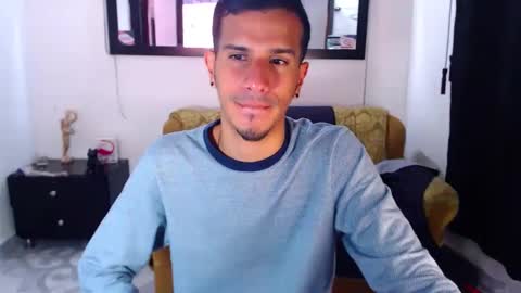 Snapshot of justin_melendez chatting on September 8, 9:03 pm JUSTIN online show from September 8, 9:03 pm