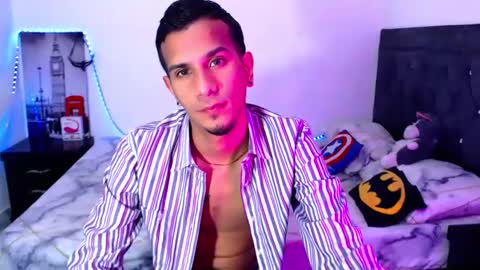 Snapshot of justin_melendez chatting on October 1, 5:24 am JUSTIN online show from October 1, 5:24 am