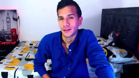 Snapshot of justin_melendez chatting on October 9, 12:03 pm JUSTIN online show from October 9, 12:03 pm