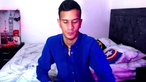 Snapshot of justin_melendez chatting on October 23, 7:01 pm JUSTIN online show from October 23, 7:01 pm