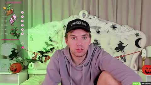 Arthur online show from October 31, 5:36 pm