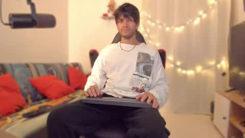 Diego online show from January 11, 10:37 pm