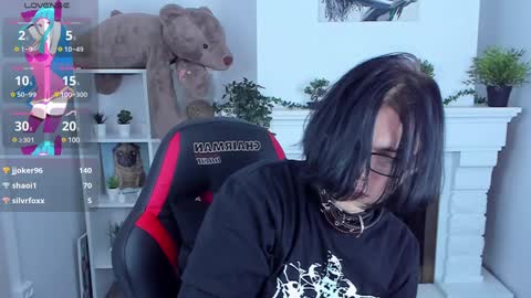 Snapshot of justin_twinkboy chatting on January 12, 10:54 pm JUSTIN online show from January 12, 10:54 pm