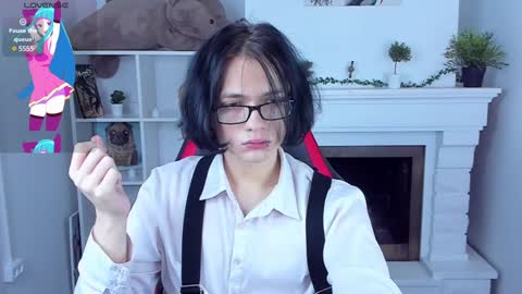 Snapshot of justin_twinkboy chatting on January 19, 7:47 pm JUSTIN online show from January 19, 7:47 pm
