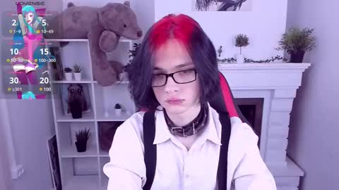 Snapshot of justin_twinkboy chatting on February 23, 8:11 pm JUSTIN online show from February 23, 8:11 pm