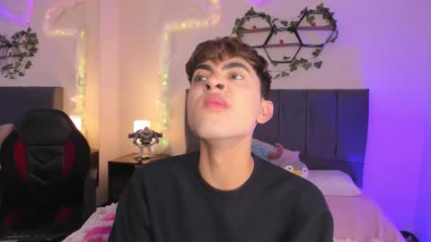 Justin online show from January 13, 11:26 am