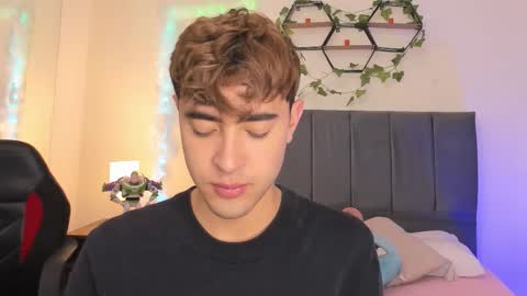 Justin online show from January 19, 11:25 am