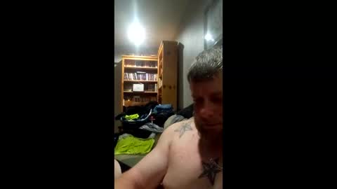 Snapshot of justincase8669 chatting on April 15, 6:53 am justincase8669 online show from April 15, 6:53 am