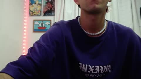 Justine online show from December 5, 10:23 am