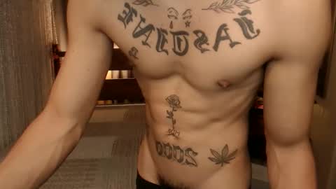 justine_hunk online show from April 1, 2:12 am