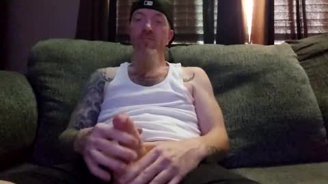 Snapshot of justinfromthadro chatting on October 30, 10:43 pm justinfromthadro online show from October 30, 10:43 pm