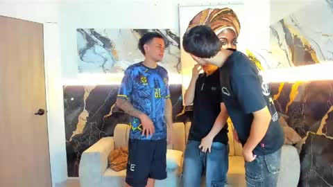 justingtime21 online show from May 29, 9:35 pm