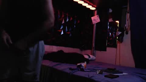 justinmoore1987 online show from April 22, 10:06 am