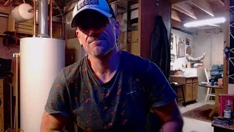 justinmoore1987 online show from June 9, 6:25 am