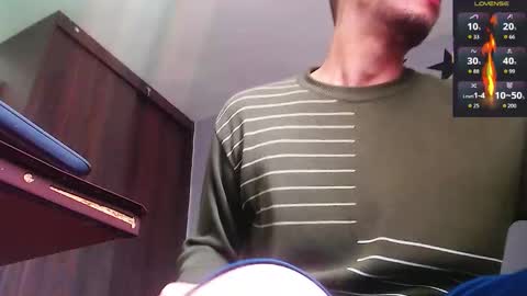 Justinsc online show from December 1, 7:08 pm